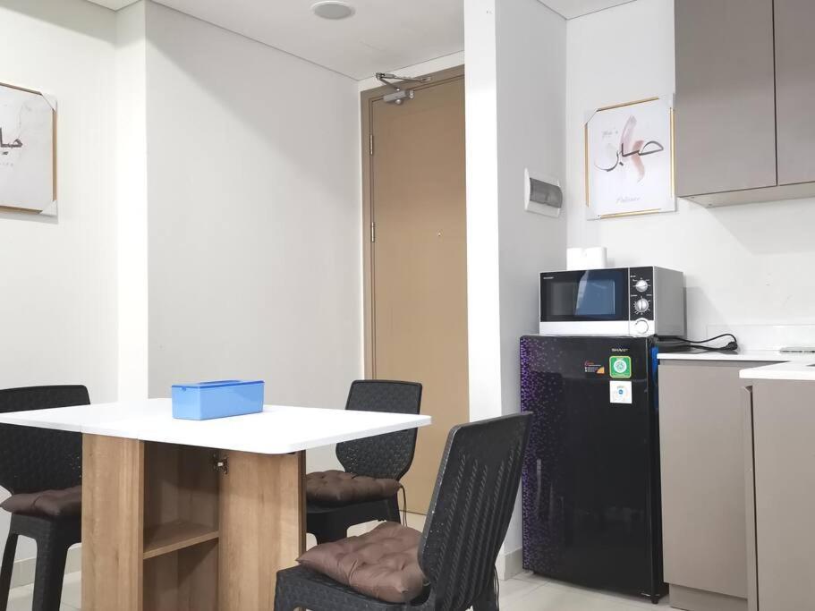 Pik Family 2 Bedroom, 5 Beds & Balcony Best View Jakarta Exteriér fotografie